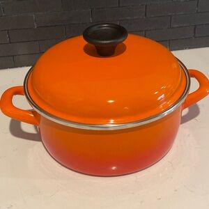 Enameled Steel  Orange Ombré Pattern Stock  Pot  Metalac Made in Serbia 2.75qt